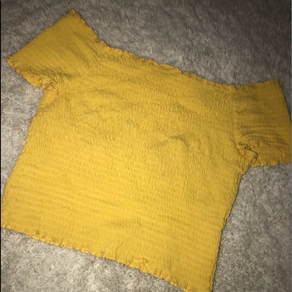 Over the shoulder Crop Top